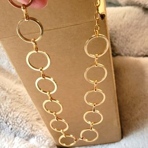 Gold chocker